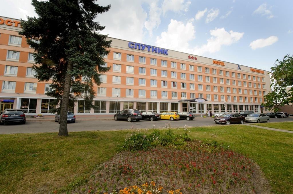 Sputnik Hotel Minsk Exterior foto